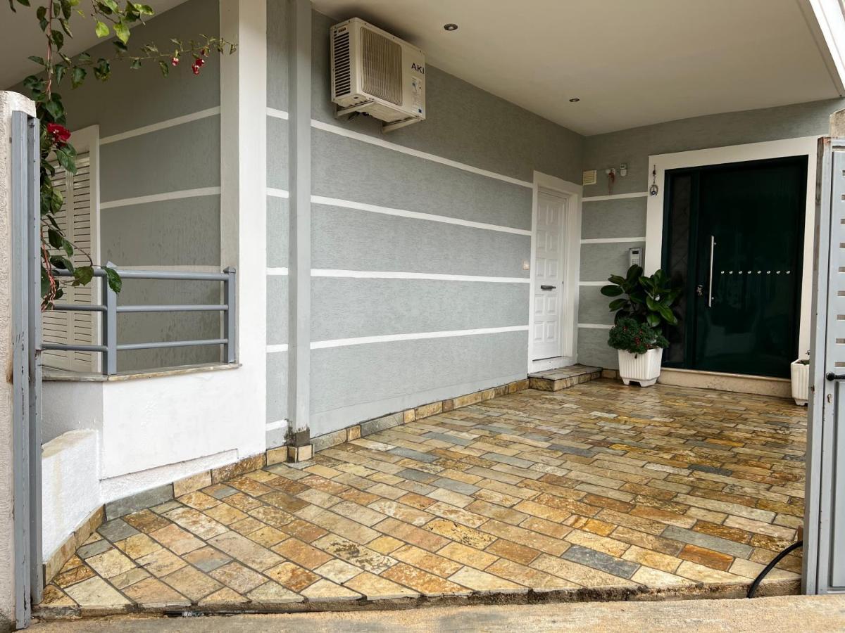 Apartments & Studios Ardian-Mandi Sarande-Albania 外观 照片